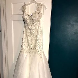 Maggie Sottero Wedding Dress size 6